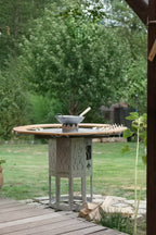 BBQ-Tonne XXL mit Wok-Krone im Garten